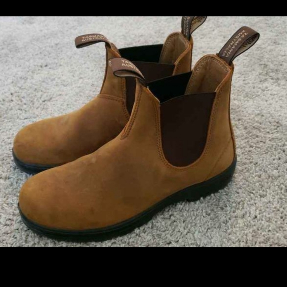 Blundstone Crazy Horse size 9